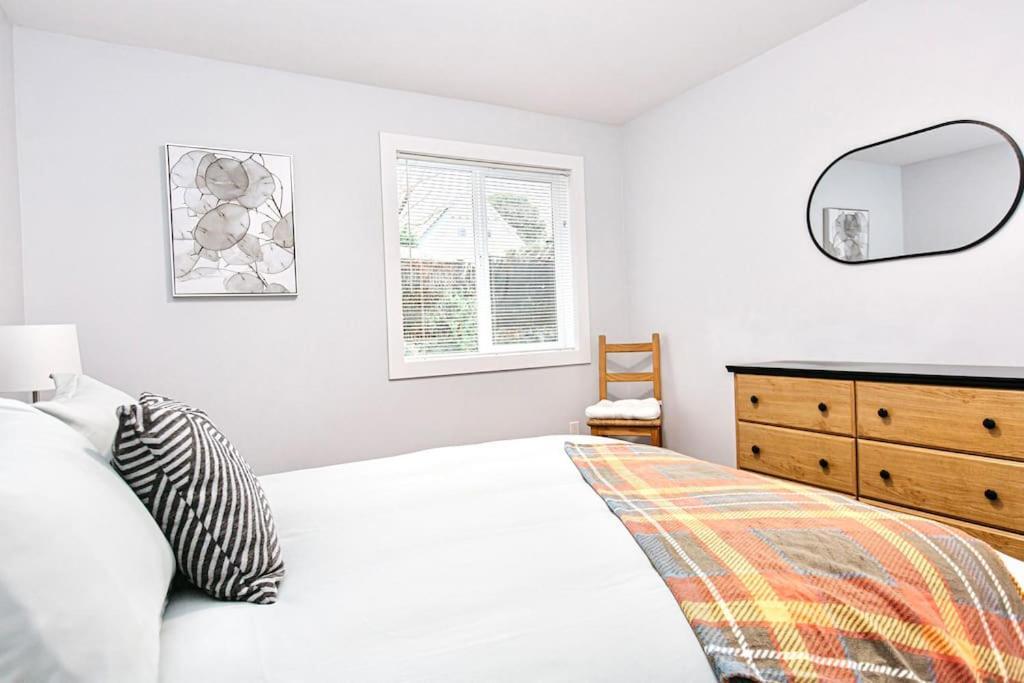 Appartement Esquimalt Lagoon Life à Victoria Extérieur photo
