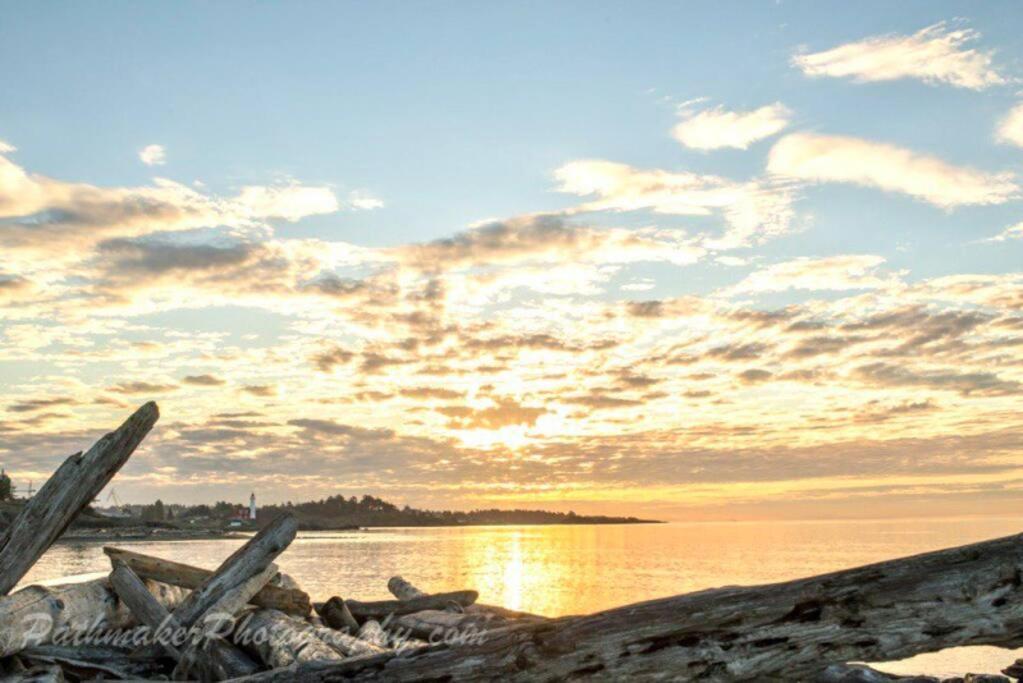 Appartement Esquimalt Lagoon Life à Victoria Extérieur photo